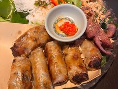 -大头虾越式风味餐厅(光明广场店)