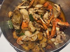 -七欣天香辣蟹火锅(闵行浦江欢乐颂店)
