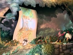 -小镇影院迪士尼小熊Duffy与他的朋友合影地