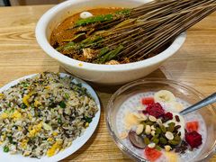 -嘉州叶婆婆钵钵鸡(建设路店)