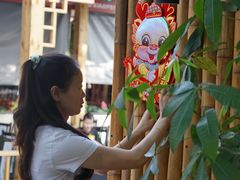 -三亚火车头万人海鲜广场