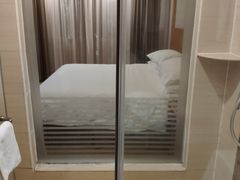 -维也纳酒店(广州南站汉溪长隆地铁站万博地铁站店)