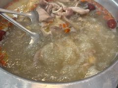 -光头药膳鸡(莱茵小镇店)