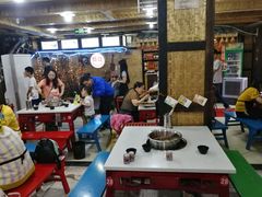 大堂-俭让佬妈现卤串串(温江总店)