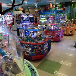 -莫莉幻想儿童乐园(武汉经开永旺店)