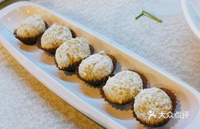 Mashing Sand Soup Balls