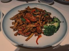 -八府香鸭·啫啫煲(华山路店)