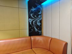 -蓝尊量贩(黄河路店)