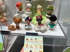 -泡泡玛特POPMART (北京超极合生汇店)