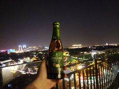 -顽啤熊·酒客酒馆(苏城夜景必选店)