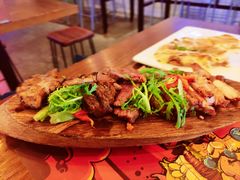 烤肉拼盘-造精酿餐厅