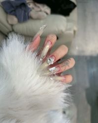 -初瞳专营美睫美甲