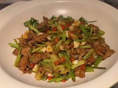 -卢大鲜鱼头捞饭(美利广场店)