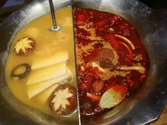 台式麻辣锅-湊湊火锅·茶憩(杭州湖滨银泰in77店)