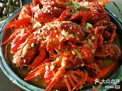 -老谭虾王蟹皇·龙虾·烧烤(蝴蝶湾店)