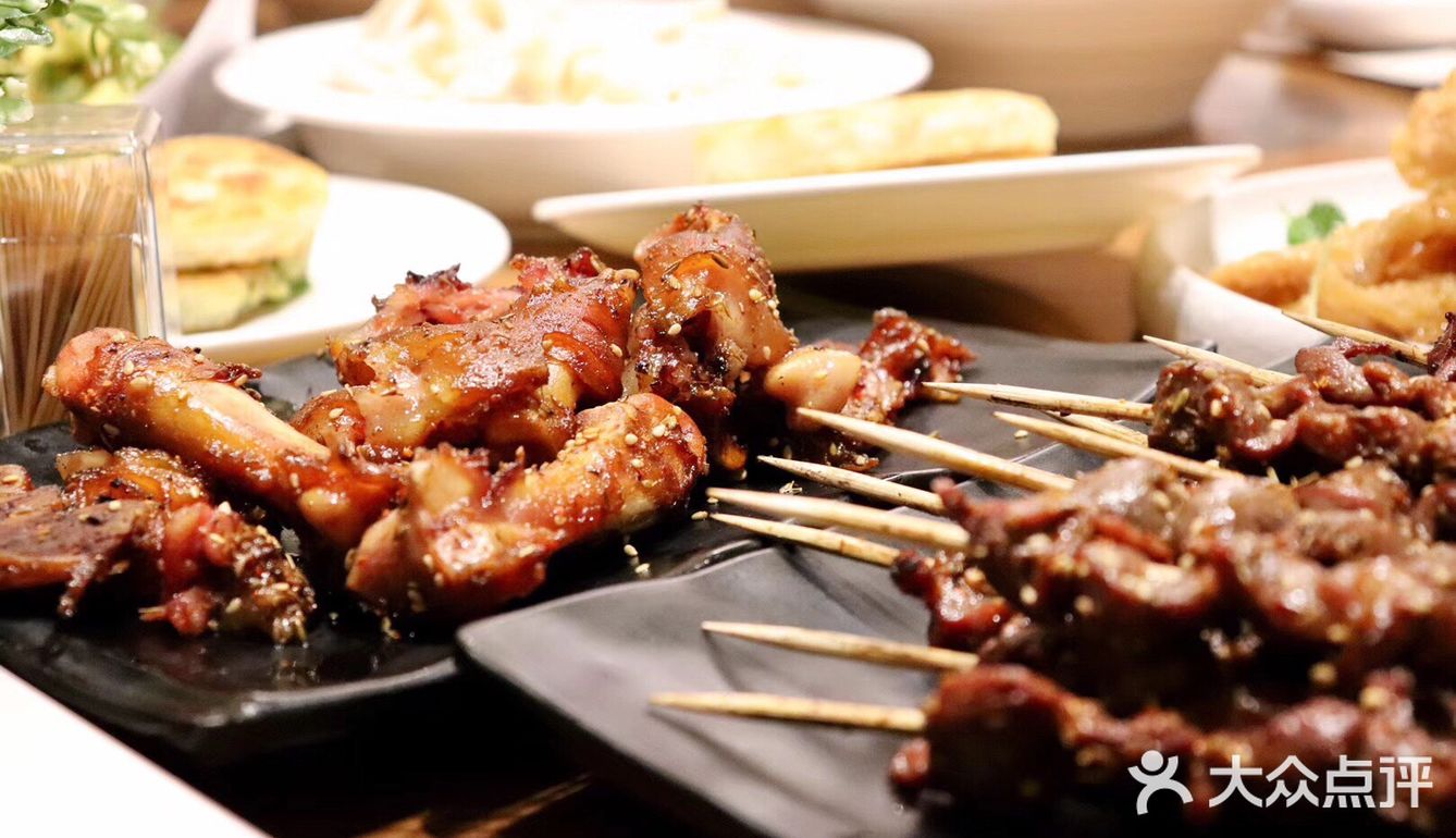 辽阳融合菜新秀，味蕾全开。