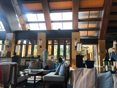 -三亚湾海居铂尔曼度假酒店