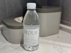 -杭州西湖湖滨银泰亚朵酒店