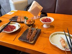 -8PINTS八品脱·日料·烧鸟·精酿小酒馆(莘庄店)