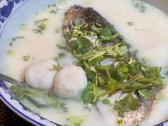 -南京金牛湖巨碗鱼头