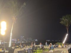 -JW万豪厨房餐厅·滨海草坪烧烤·海鲜·海景(三亚绿发山海天JW万豪酒店)