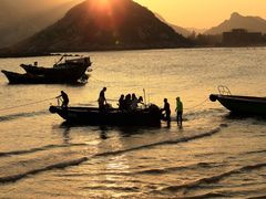 -那琴半岛地质海洋公园