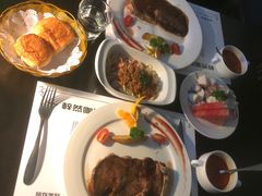 -梓然咖啡·牛排(新都店)