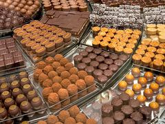 -Laderach 莱德拉(上海环贸iapm店)