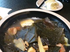 -靠山屯东北农家菜(八龙桥雅苑店)