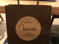 -VENCHI 闻绮(北京国贸商城店)
