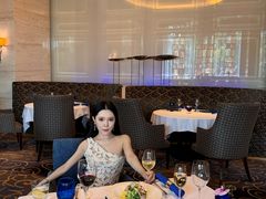 -AZUR聚(香格里拉饭店)