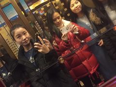 电梯-宜昌均瑶国际酒店(宜昌CBD购物中心夷陵广场店)