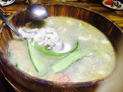 -秋语木桶鱼.酸菜鱼(开发区火车站店)