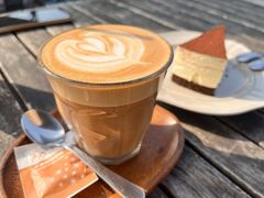 -希岸·轻雅酒店(广州白鹅潭艺术中心花地湾地铁站店)