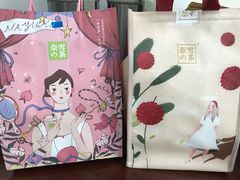 -奈雪的茶(青岛卓悦里INTOWN店)