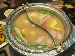 清汤锅底-火炉火自助餐(悠唐购物中心店)