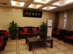 -鲁班小馆(政四街店)