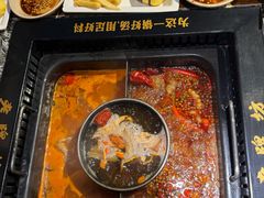 -老牌坊云南鱼豆花火锅(哈西万达店)