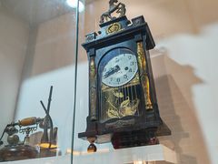 -东口码头·烧鸽子·鱼头泡饼·地方菜(金鹰悦城店)