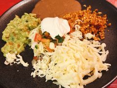 -Pistolera Mexican Cantina女枪手墨西哥餐厅(碧云路店)