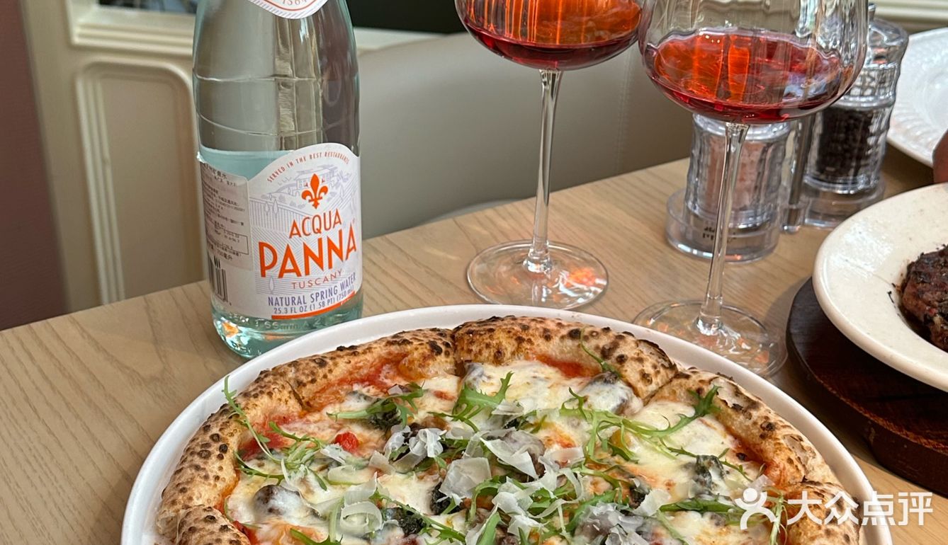 就在中央大街·哈尔滨人都知道的西餐厅～