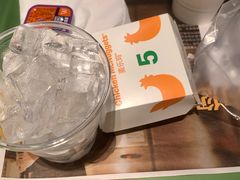 -麦当劳(CP静安店)