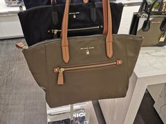 -新世界百货(明洞总店)