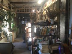 -斯多格书乡(北京大学畅春园店)