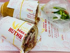 -Bánh Mì Huynh Hoa