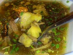 清炖牛肉汤-粤香村(清真川菜店)