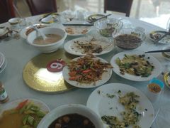 -何适山庄 ·可团建(水长城P2停车场店)