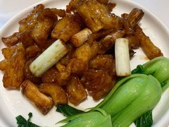 葱烧蹄筋-梅飞酒家(名辉豪庭店)