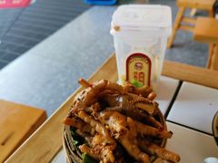 -瓜西西重庆火锅(花溪店)