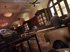 -LONG BAR 廊吧(外滩华尔道夫酒店)